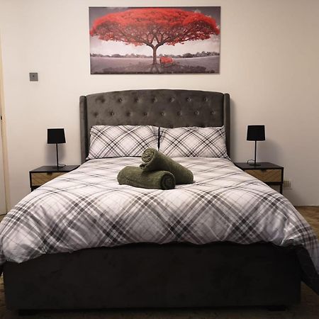 فندق Mossbank House Luton Airport المظهر الخارجي الصورة